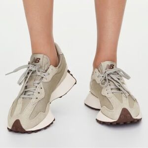 New Balance Women’s 327